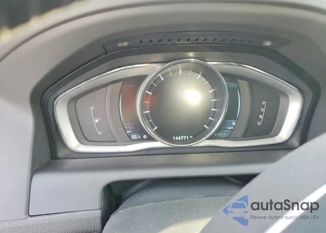 2015 Volvo Xc60 T6 Platinum from USA, damaged, VIN YV4902RM7F2717630